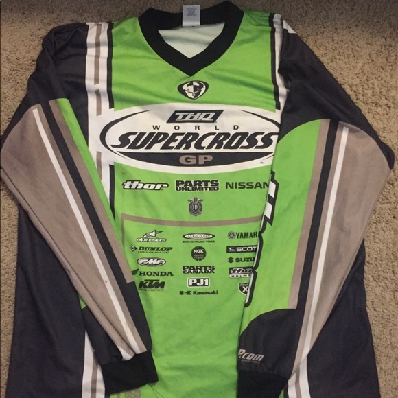 Used - Picture 1 of 2